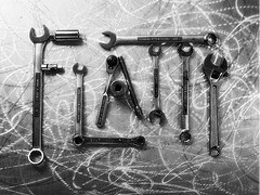 30+ eCommerce Tools I Use to Run My Business