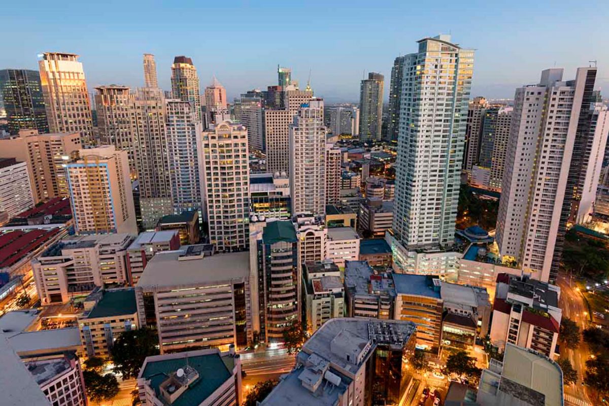 How to Hire a Virtual Assistant in the Philippines – with John Jonas