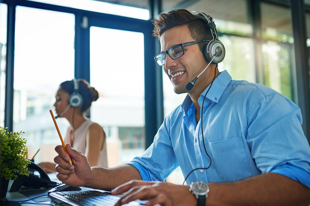 Offering Phone Support:  The Store Owner’s Dilemma