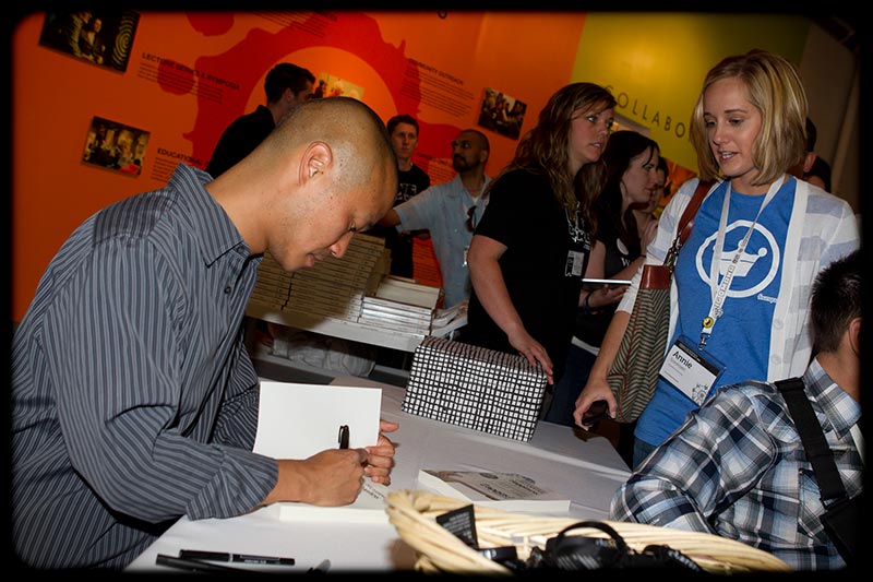 Delivering happiness book signing