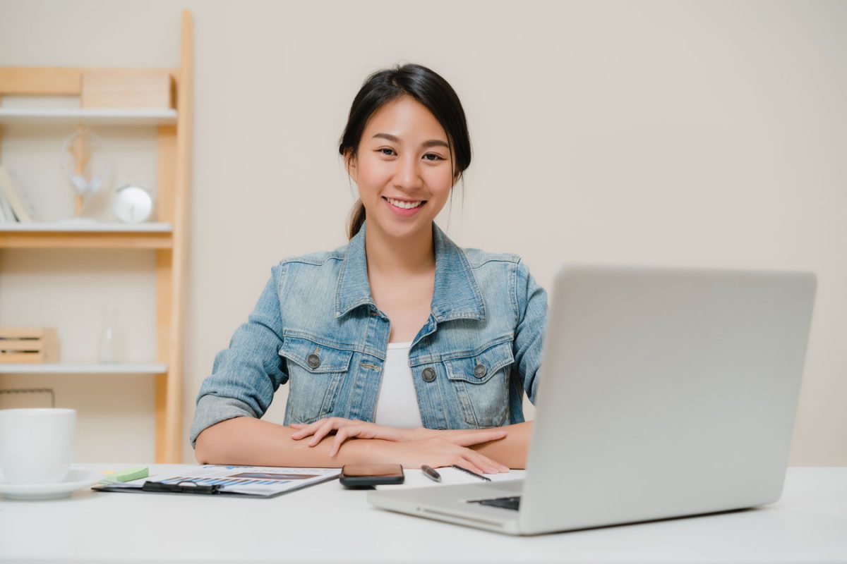 What is eCommerce in 2020: Expert Online Store Owners Explain