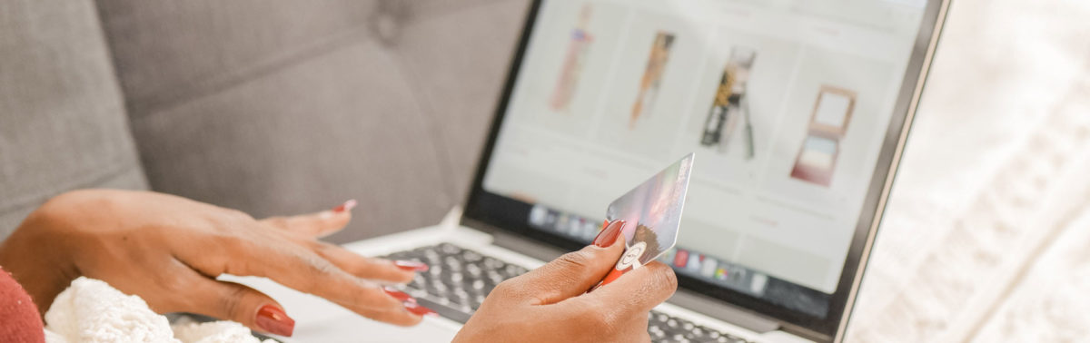 6 eCommerce Advantages and Disadvantages to Consider in 2021